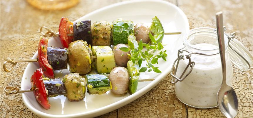 Imagen de Brochetas de verduras con salsa de yogur