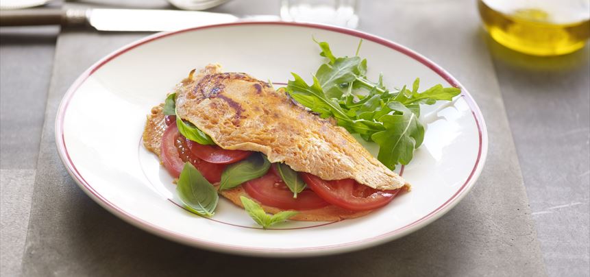 Imagen de Tortilla de tomate y albahaca