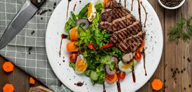 Imagen de Filete de ternera a la plancha con ensalada