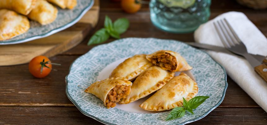 Imagen de Empanadillas de carne de picada de ternera con champiñones