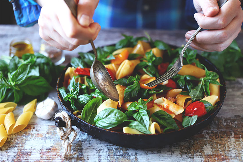 Preparando una ensalada
