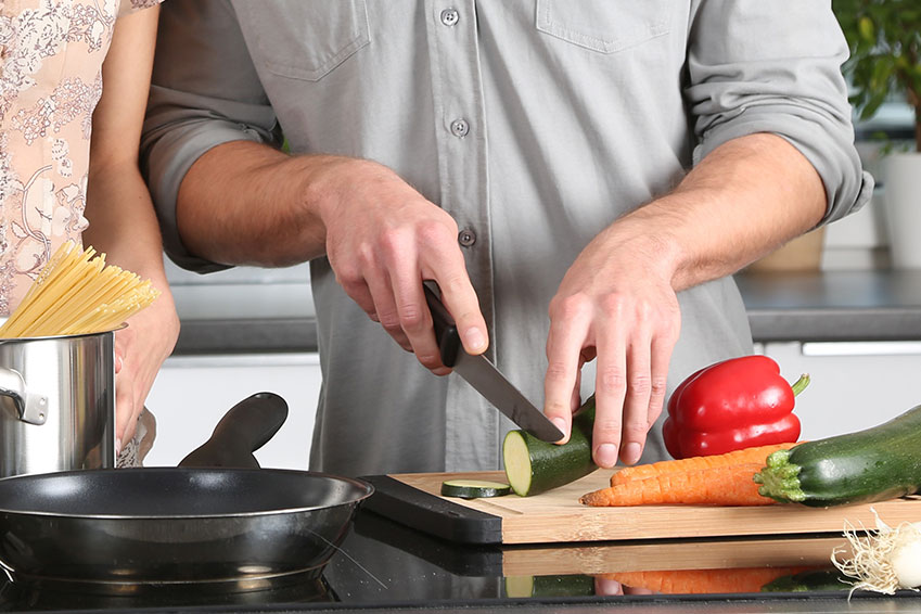 Persona cocinando